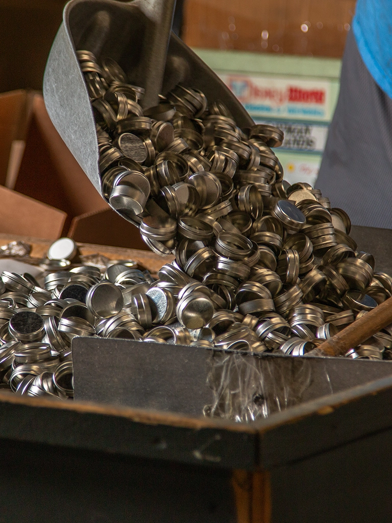 Bsf metal cans2